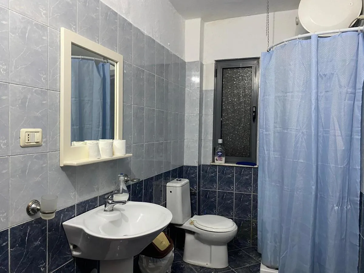 Guesthouse Sense Тирана